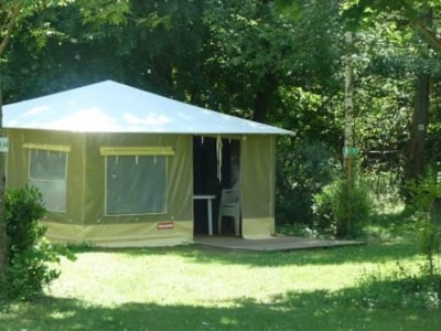 Canvas bungalow