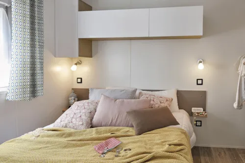 Mietunterkunft - Mobilheim Superieur 2 Schlafzimmer - image n°3 - Camping les Peupliers