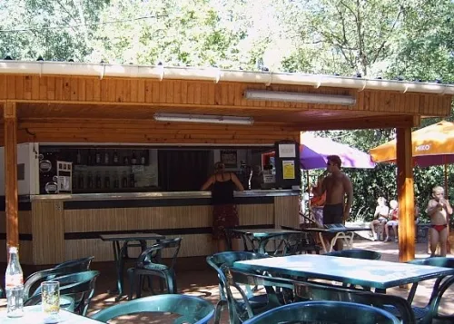 Flower Camping Le Plan d'Eau - Ardèche