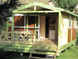 Locatif - Chalet STANDARD NEMO 20m²  2 bedrooms - half-covered terrace + Air-conditioner - Flower Camping Le Plan d'Eau - Ardèche