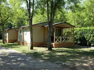 Locatif - Chalet CONFORT MOREA 25m²  2 bedrooms - sheltered terrace + Air-conditioner - Flower Camping Le Plan d'Eau - Ardèche