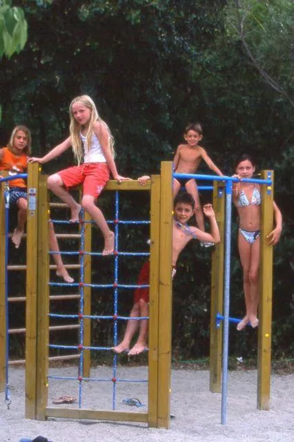 Flower Camping Le Plan d'Eau - Ardèche