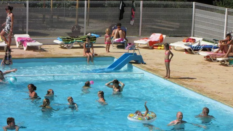 Flower Camping Le Plan d'Eau - Ardèche