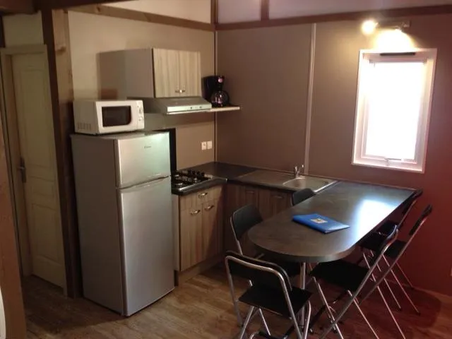 Chalet Confort Tiare 32M² 3 Chambres - Terrasse Couverte + Climatisation