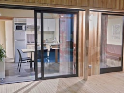 Accommodation - Chalet Confort Eden 35M² - 3 Bedrooms - Terrace + Air-Conditioner - Flower Camping LE PLAN D'EAU