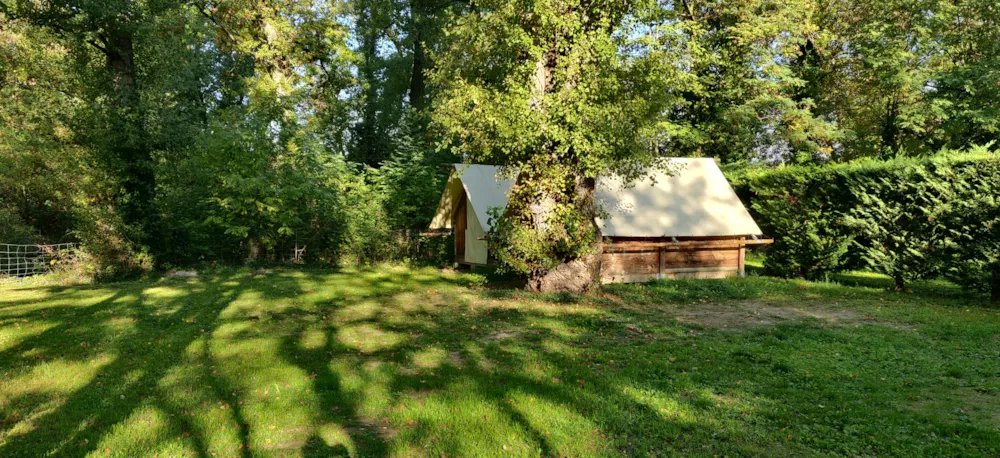 Emplacement - Forfait Vélo - Tente Tipic - Flower Camping Le Plan d'Eau - Ardèche