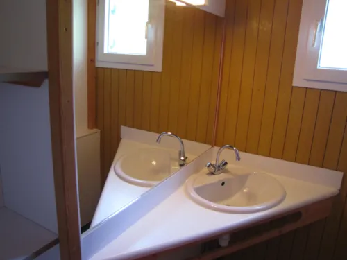 Accommodation - Chalet Eden 35M² - image n°7 - Camping Les Chênes Verts