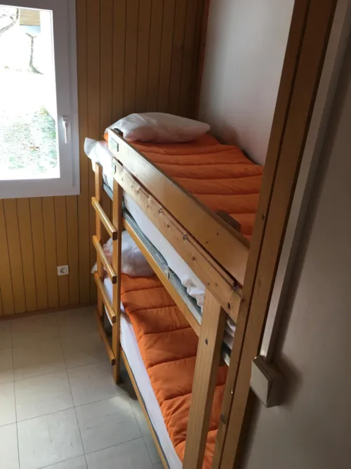 Accommodation - Chalet Eden 35M² - image n°5 - Camping Les Chênes Verts