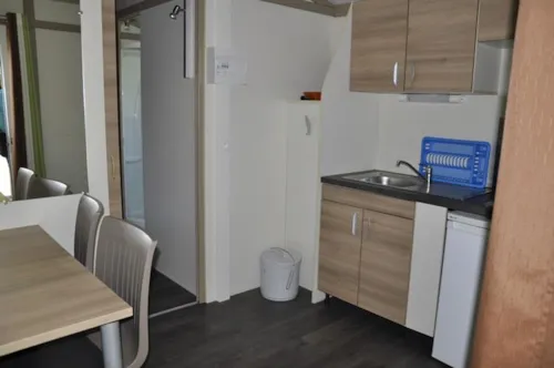 Location - Chalet Tonga 17 M2  2 Personnes - image n°3 - Camping Les Chênes Verts