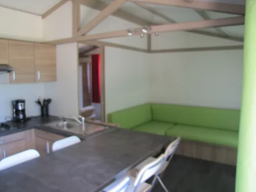 Mietunterkunft - Chalet Grand Confort Eden 54M² - 3 Zimmer - image n°5 - Camping Les Chênes Verts