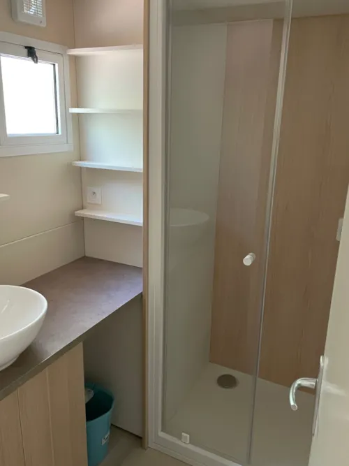 Mietunterkunft - Chalet Hékipia 5 Personnes  30M2 - image n°8 - Camping Les Chênes Verts