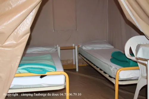 Huuraccommodatie(s) - Bungalowtent - image n°6 - Camping Les Berges Du Doux