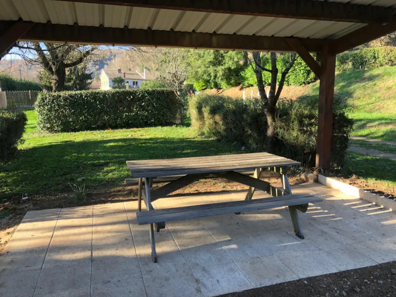 Emplacement Nu Confort Tente -Forfait 2 Pers