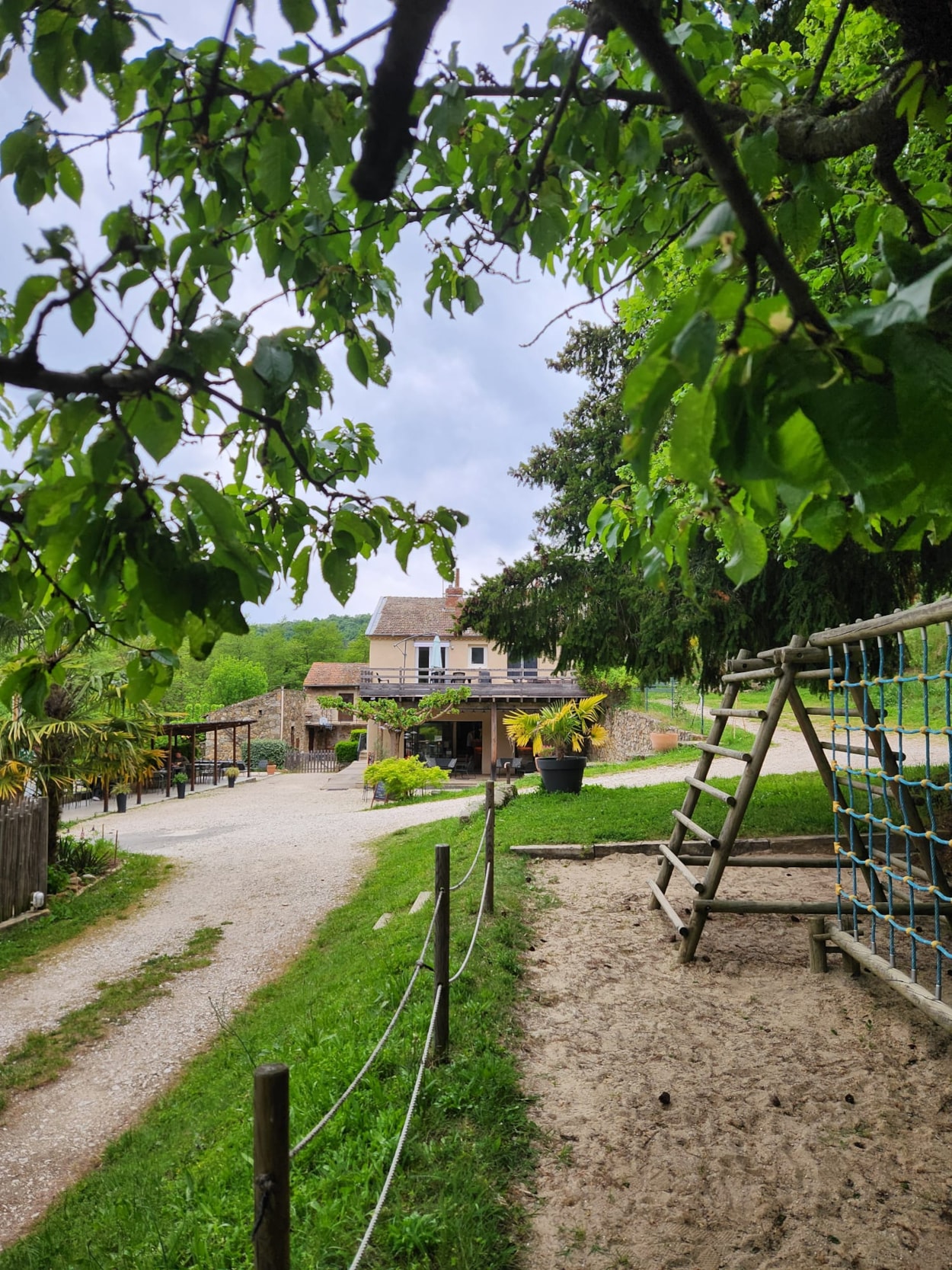Camping Les Berges Du Doux