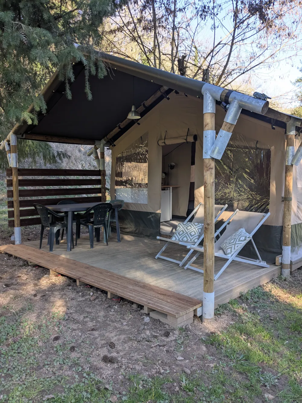 Accommodation - Tent Safari - Camping Les Berges Du Doux