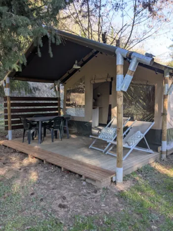 Mietunterkunft - Tent Safari - Camping Les Berges Du Doux