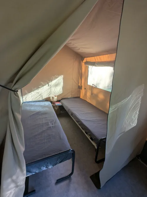 Mietunterkunft - Tent Safari - image n°4 - Camping Les Berges Du Doux