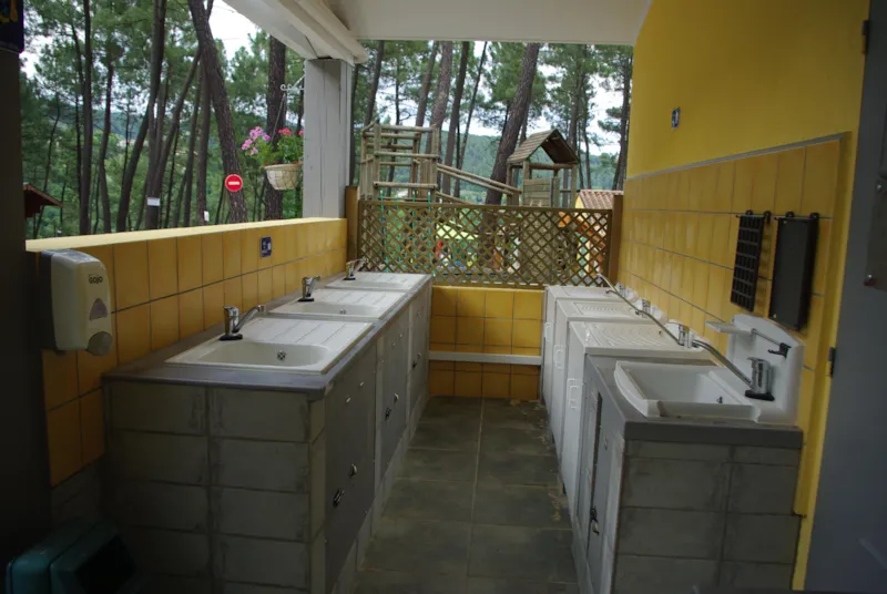 Emplacement En Camping