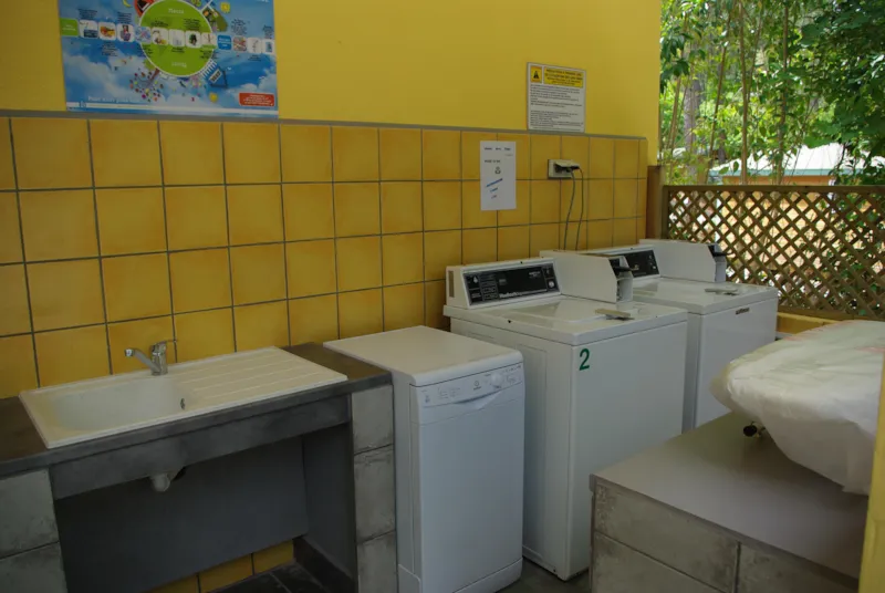 Emplacement En Camping