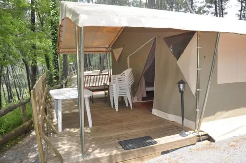 Location - Bungalow Toilé Canada 3 Chambres - Sans Sanitaire - image n°3 - Camping Paradis - Bois Simonet