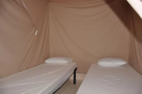 Location - Bungalow Toilé Canada 3 Chambres - Sans Sanitaire - image n°6 - Camping Paradis - Bois Simonet