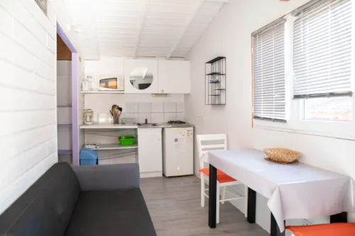 Location - Chalet Joker - 1 Chambre - image n°3 - Camping Paradis - Bois Simonet