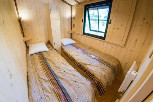 Huuraccommodatie(s) - Hut Ardéchoise - image n°6 - CAMPING LE VIEUX VALLON