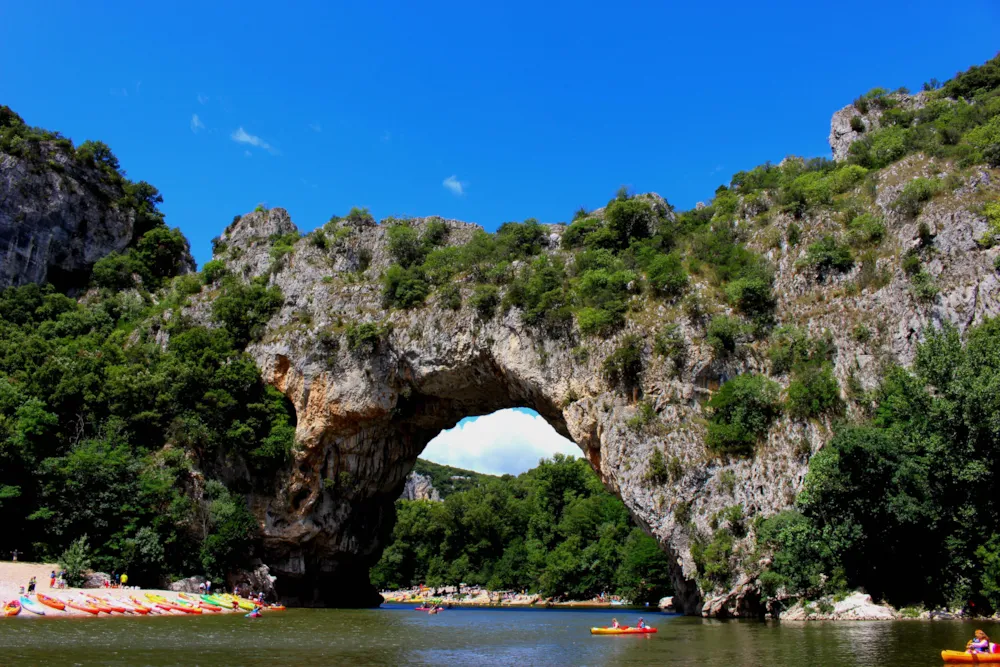 CAMPING LE VIEUX VALLON