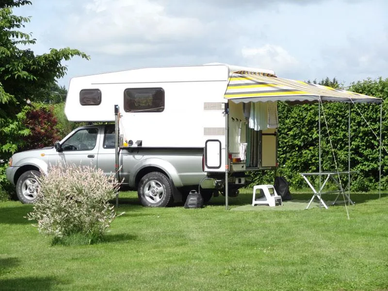 Emplacement Caravane Ou Tente Ou Camping-Car