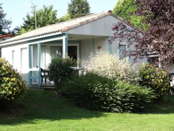 Mietunterkunft - Hütte 28M² (2 Zimmer) - Camping Le Rouge Gorge****
