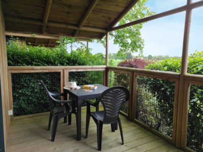CABANE LODGE PREMIUM SOLARO 1 CH 2/4 PERS CLIM TV — 1