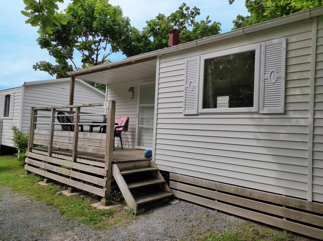 Location - Location Mobilhome Ti 26M² Avec Terrasse Semi-Couverte (2 Chambres) 4 Pers. Confort - Camping Le Rouge Gorge