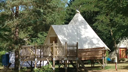 Location - Tipi - image n°2 - Ushuaïa Villages - Camping Le Viaduc ***