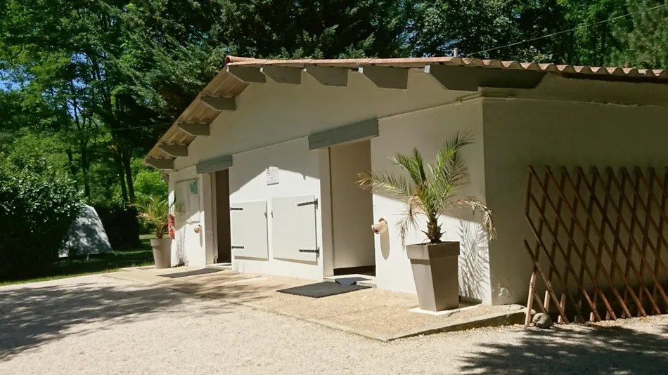 Camping Ushuaïa Villages Le Viaduc