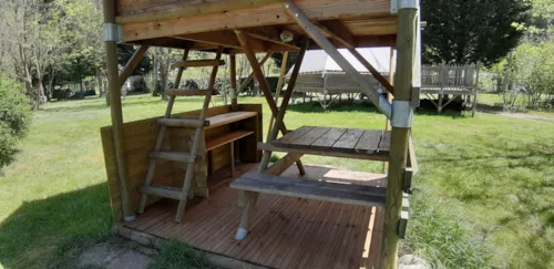 Location - Tente Bivouac Perchée - image n°7 - Ushuaïa Villages - Camping Le Viaduc ***