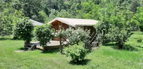 Location - Cabane Trappeur - image n°5 - Ushuaïa Villages - Camping Le Viaduc ***