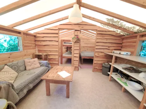 Location - Cabane Trappeur - image n°2 - Ushuaïa Villages - Camping Le Viaduc ***