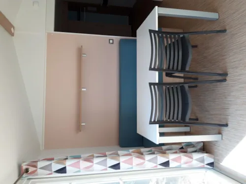 Mietunterkunft - Mobil-Home Pmr 35M² 2 Chambres - Climatisé + Tv - image n°3 - CAMPING LA SOURCE