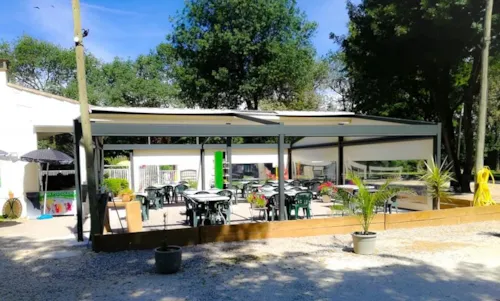 Emplacement - Forfait Emplacement (Tente Ou Caravane Ou Camping-Car / 1 Voiture) - image n°3 - CAMPING DU LION