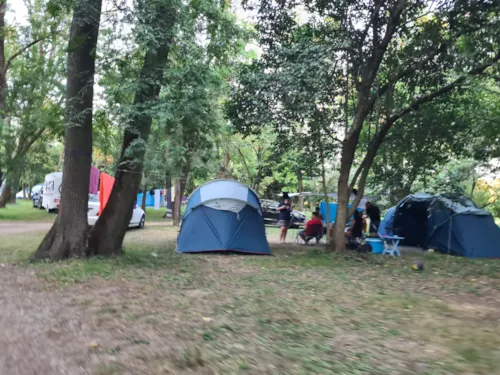 Emplacement - Forfait Randonneur/Cycliste - image n°3 - CAMPING DU LION
