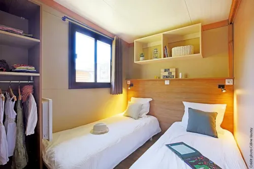 Huuraccommodatie(s) - Chalet Laurier Comfortabel Voor Grote Gezinnen - image n°6 - Camping Les Lavandes