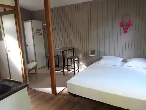 Location - Chalet Marjolaine - image n°2 - Camping Les Lavandes