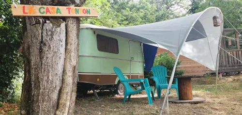 Emplacement - La Casa Tonton - image n°2 - Camping Les Lavandes