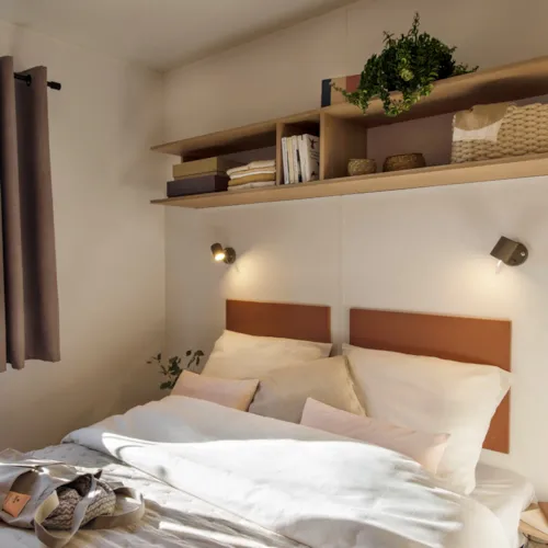Location - Mobil Home Premium - 2 Chambres -  35M² - Terrasse - Climatisation - Tv. - image n°6 - Camping du Pont