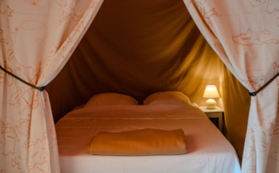 TENT NOMADE - 2 BEDROOMS - 30M² WITH TERASSE - without sanitary.