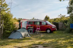 Emplacement - EMPLACEMENT CAMPING  électricité 10 Amp. inclus - Camping du Pont