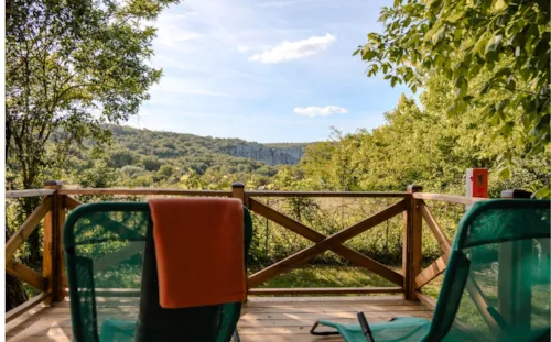 Location - Cottage  - 2 Chambres - 32M² Avec Terrasse - Climatisation - Tv . - image n°3 - Camping du Pont