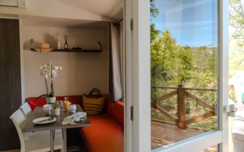 Location - Cottage  - 2 Chambres - 32M² Avec Terrasse - Climatisation - Tv . - image n°5 - Camping du Pont