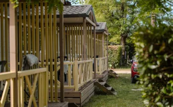 Mietunterkunft - Chalet - 2 Zimmer - 32M² - Inklusief Überdachte Terrasse -Tv - Camping du Pont