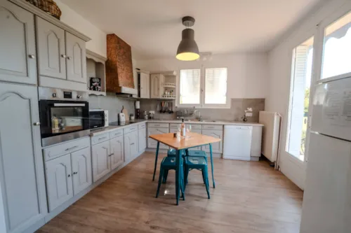 Location - Villa Soleya -  75M²- Climatisation - Jacuzzi - Piscine - Terrain Clos - 1500M² - Tv. - image n°6 - Camping du Pont